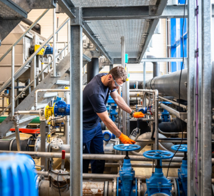 Medewerker machinekamer